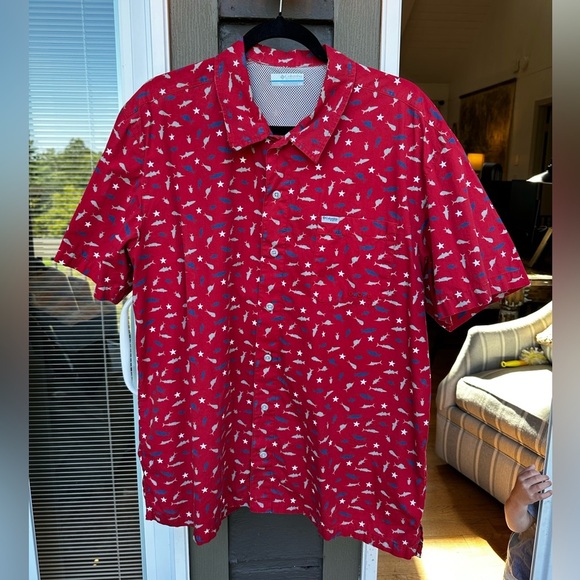 Columbia Men's Red Patterned Casual Button Down PFG Shirt Size Large - Picture 1 of 6